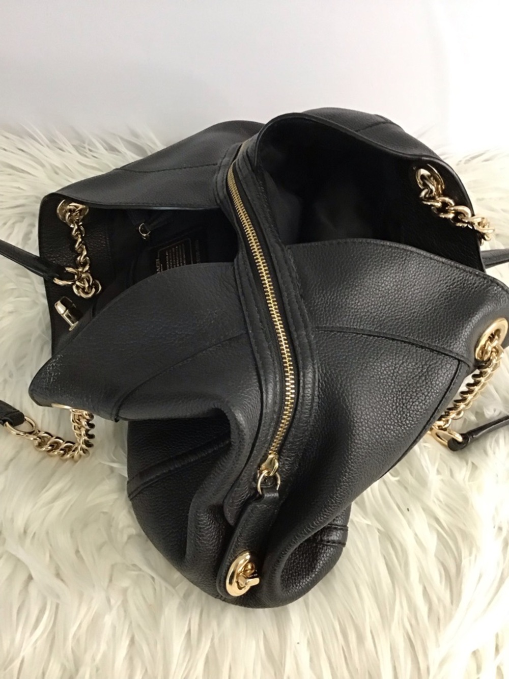 Coach 36855 Edie Turnlock Black Pebble Leather Shoulder Bag - Picture 12 of 15